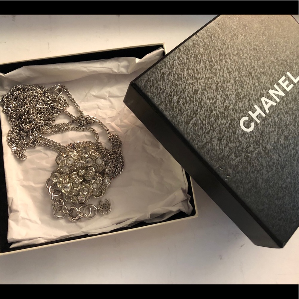 Authentic Chanel belt crystal rhinestone flower - Picture 1 of 13